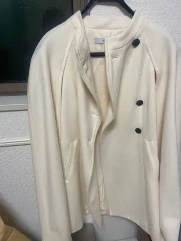 셰리에 아이보리 노카라 더블 버튼 자켓