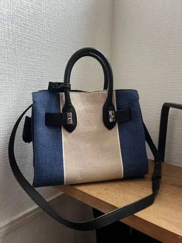 ED ROBERT JUDSON 네이비 베이지 숄더백