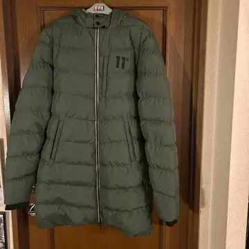 일레븐 디그리즈 / 남성 / 다운 코트