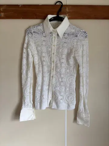 화이트 레이스 셔츠 사이즈 36