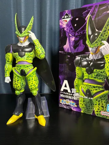 제일복권 드래곤볼 미래로의 결투 A상 퍼펙트 셀 피규어