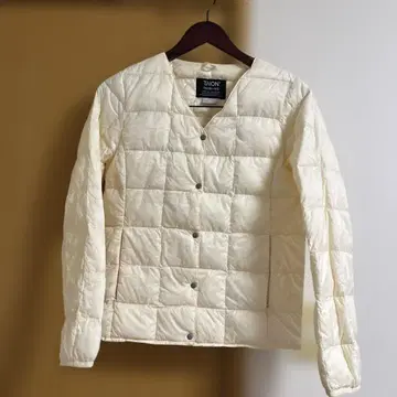 TAION 아이보리 다운 자켓 M