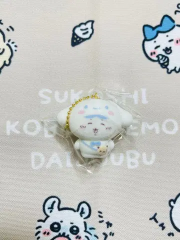 하치와레x시나몬 롤 치이카와x산리오 플로키 마스코트 참