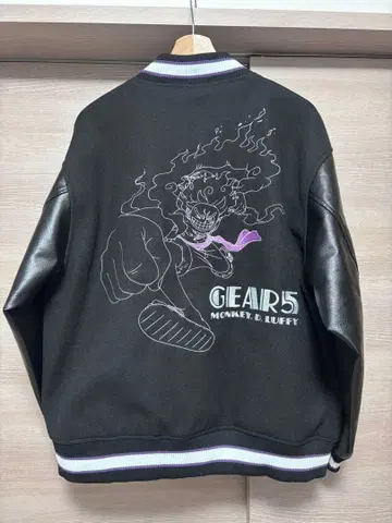미사용 새상품 원피스 GEAR5 STADIUM JACKET 프리 사이즈