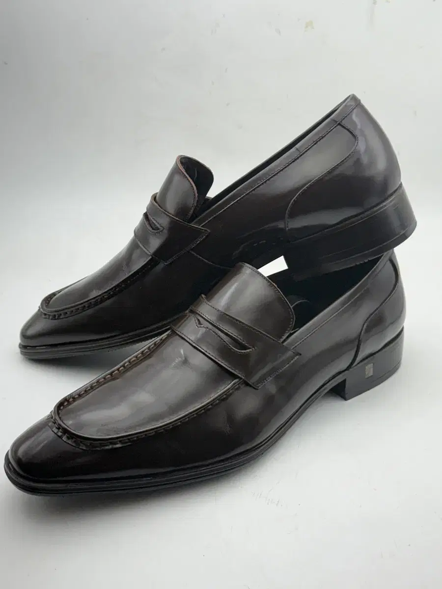 Authentic) Versace Shoes 270