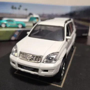 미니카 랜드크루저 프라도 화이트 [다이캐스트] 정크제품