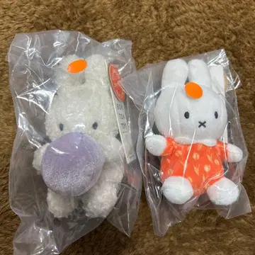 오사카 간사이 만박 네덜란드관 미피 마스코트 키링 2종