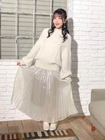 SNIDEL 키토 아카리 씨 착용 세트