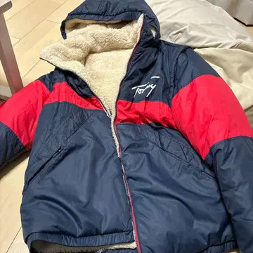 TOMMY JEANS 리버서블 보아 자켓