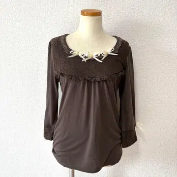 axes femme 레이스업 리본 브라운 Y2K 발레코어 상의