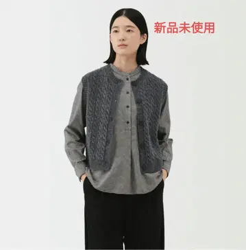 무인양품 안데스 울을 사용한 베스트 차콜 그레이 XL