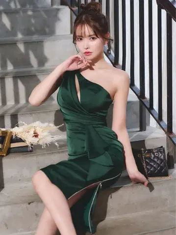 슈가 Veautt 비유트 드레스 M 사이즈