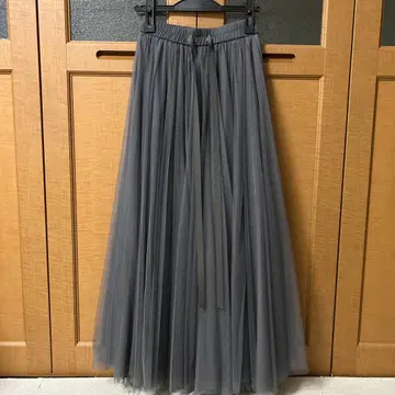 데니테코리에 그레이 플레어 스커트 튤 키가 큰 분들에게도