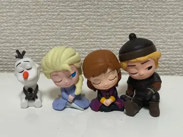 안나와 눈의 여왕 어깨 쿵