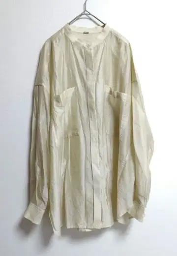 미라 오웬 밴드 카라 빅 포켓 시어 셔츠 베이지