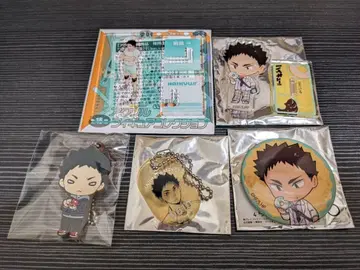 하이큐 이와이즈미 하지메 아크릴 피규어 러버 키체인 캔뱃지 세트