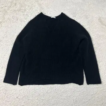 EVERY DAY I LIKE 두지엠 클라세 V넥 니트