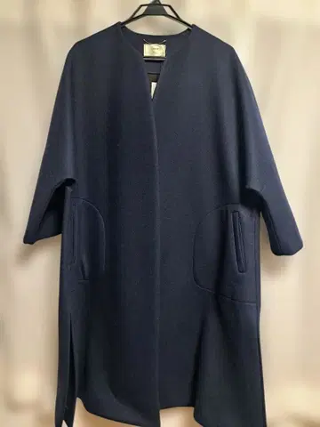 ebure 네이비 롱 코트 사이즈 36