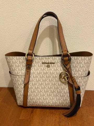 마이클코어스 MK 로고 마이클코어스 여성용 핸드백