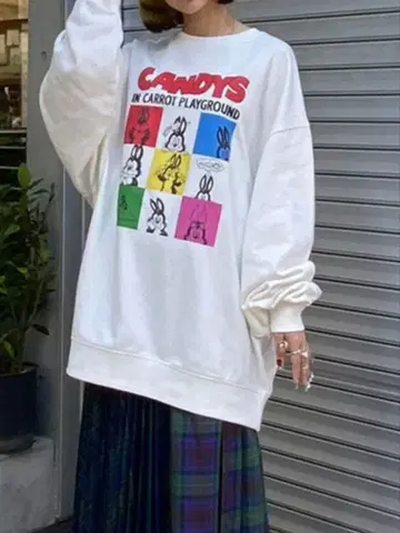 캔디 스트리퍼 맨투맨 원피스 사이즈 2