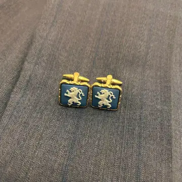 라이온 엠블럼 네이비 블루 커프스