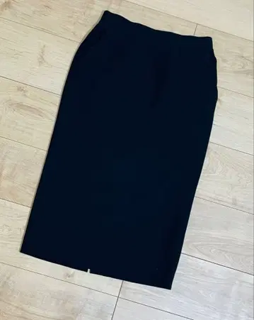 PLST 블랙 웜 리저브 타이트 스커트 XS