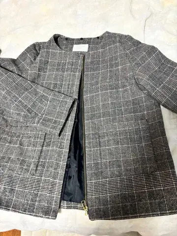 체크 무늬 노카라 자켓 M 사이즈