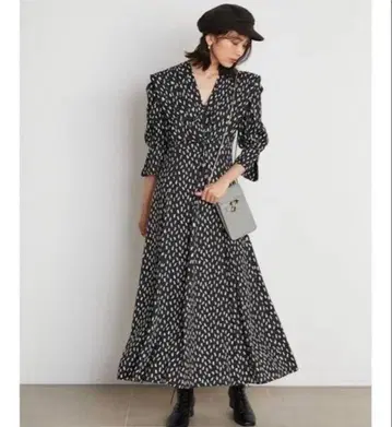 SNIDEL snidel 빅 칼라 클래시컬 원피스