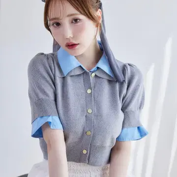 레이어드 카라 부착 폴로 니트