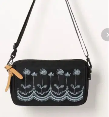 SUPER HAKKA glanta 플라워 스캘럽 숄더백