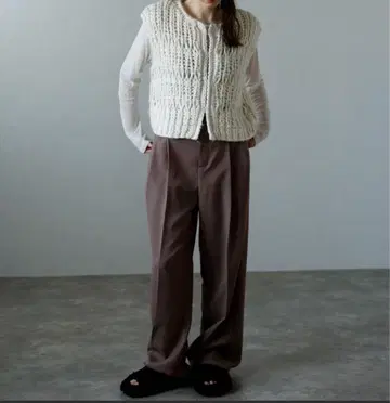 핸드 니트 베스트