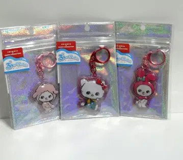 SWIMMER 산리오  키링 3세트