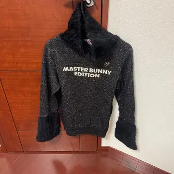 MASTER BUNNY 블랙 풀오버