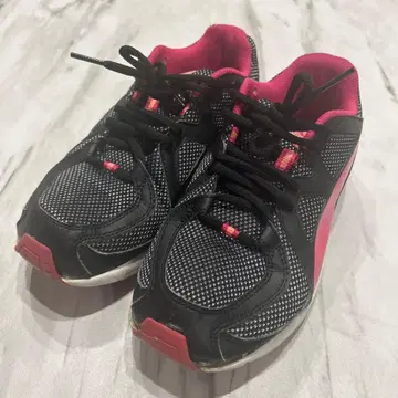 PUMA 발레리아 23.5cm 블랙/핑크