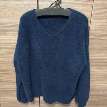 익명 배송비 포함 새상품급 이네드 INED 니트 스웨터 상의 9호 네이비