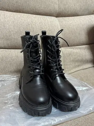 사이드 고어 부츠 레이스업 블랙 23cm