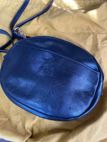 일비종떼 숄더백