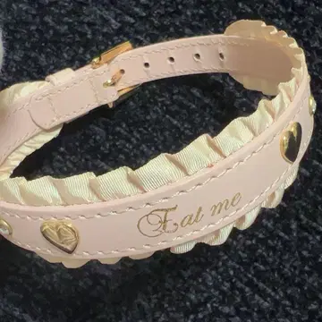 미착용 새상품급 Eat me 가죽 초커 핑크