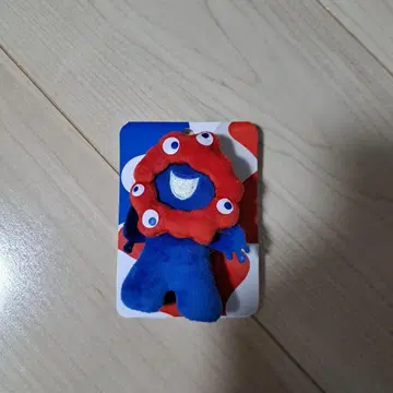 미야쿠미야쿠  배지