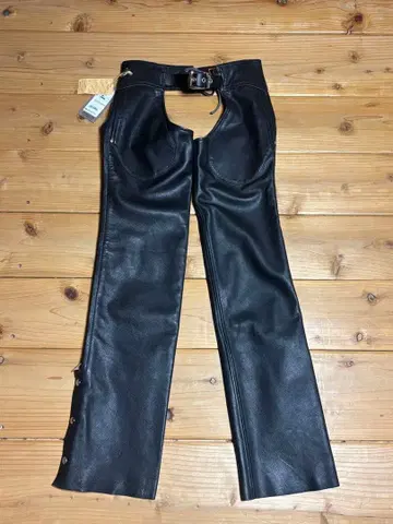 Degner Classic 블랙 가죽 오픈 팬츠