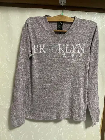 BRONKLYN V넥 긴팔 티셔츠