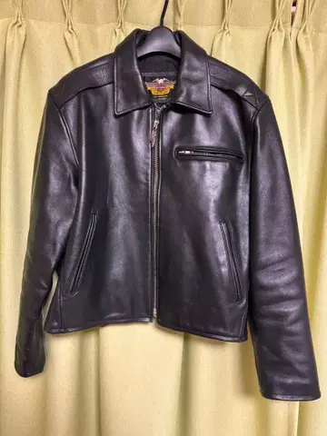 블랙 가죽 자켓 버클 포함