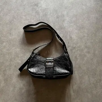 archive grunge shoulder bag y2k black