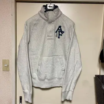 새상품 Abercrombi & Fitch 그레이 하프 지퍼 트레이닝복 L