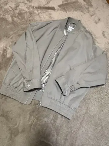 [ ZARA ] 그레이 집업 자켓