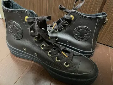 컨버스 척테일러 하이컷 스니커즈