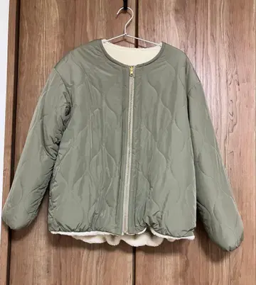 올리브 그린 퀼팅 자켓