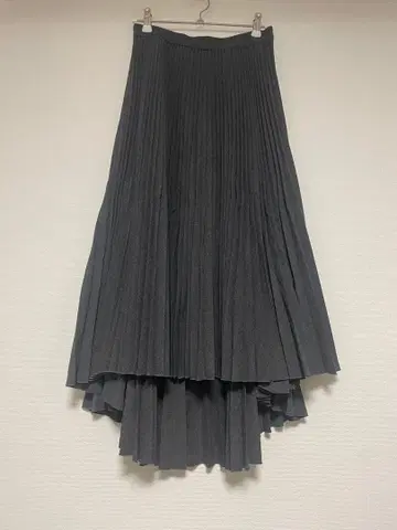 Theory 비대칭 다크 그레이 플리츠 롱 스커트