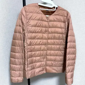 [ 다운 ] UNIQLO 살몬 핑크 울트라 라이트 다운 수납 봉투 포함