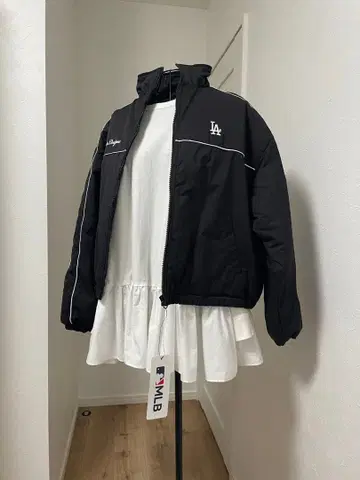 새상품 다저스 LA 점퍼 여성용 L 야구